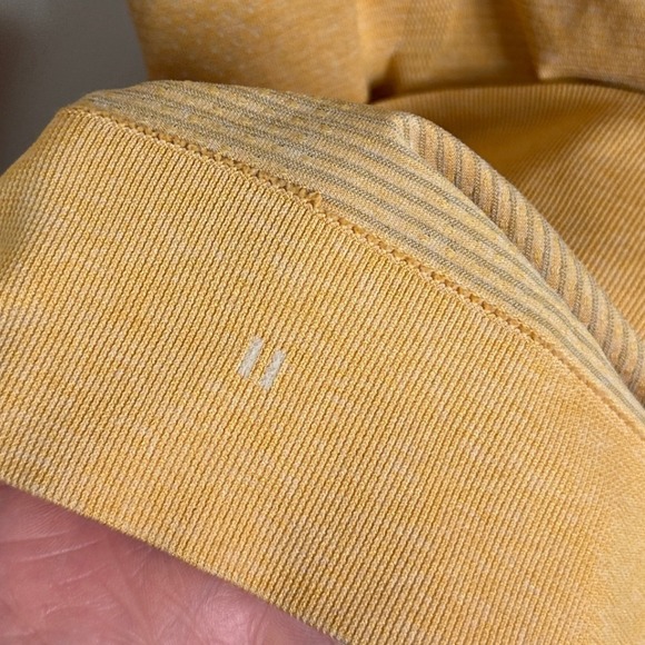 Lululemon Swiftly Tech Long Sleeve Mustard Yellow Gold Womens Size 6 Running Top - Picture 4 of 12